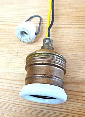 Lampen: Antike Messing - Deckenlampe mit Schirm – Gebraucht aus Effretikon von Heimstudio 7