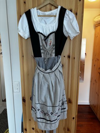 Dirndl Gr. L