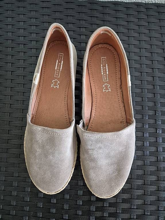 Damenschuhe: Espradille, Grösse 40 – Gebraucht aus Wetzikon ZH von ManderLindli 3