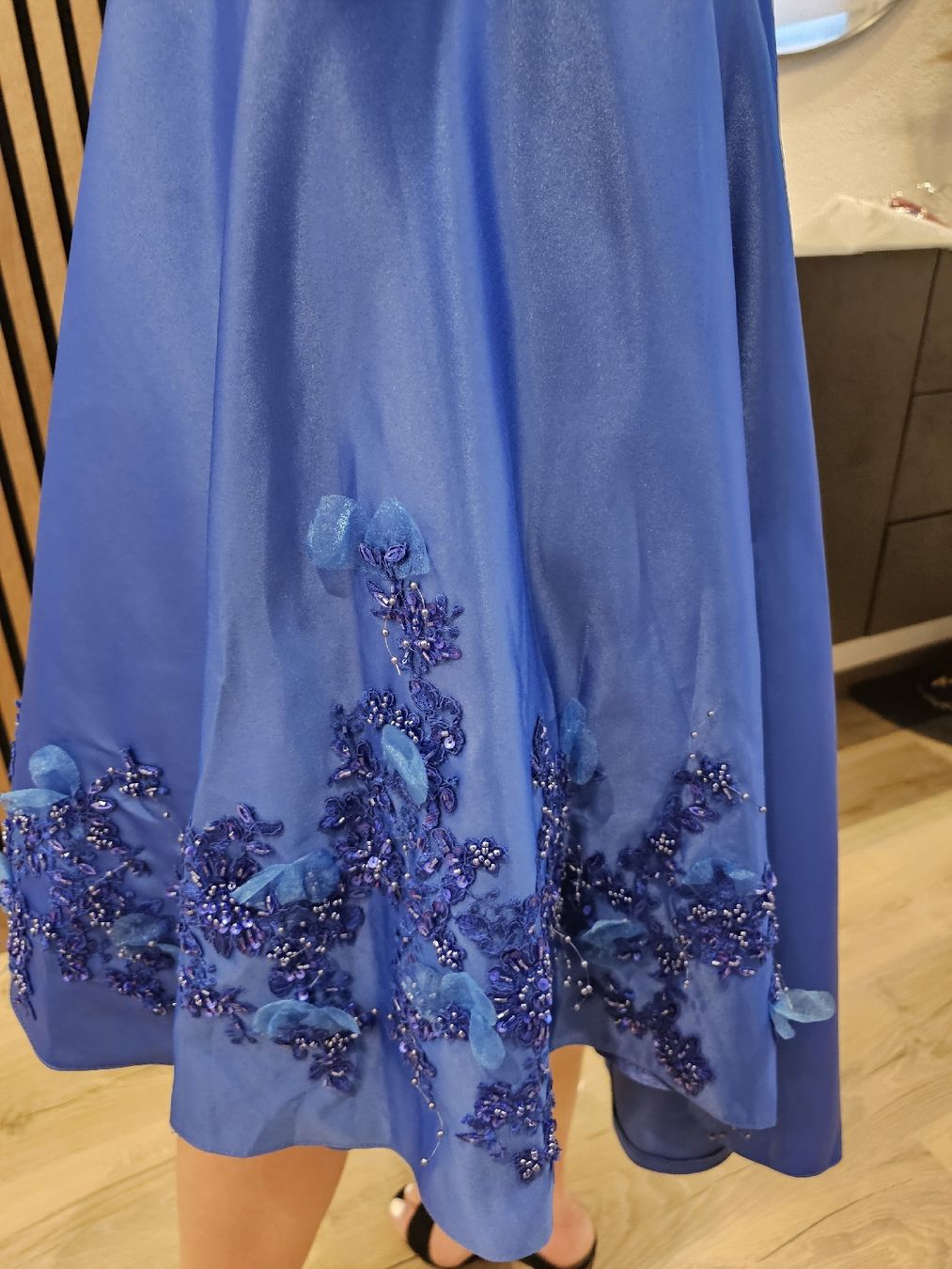 Vestiti: kleid – Usato da Grosshöchstetten venduto da Qenko 3