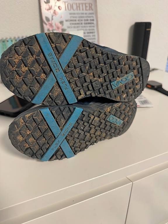 Scarpe per ragazzi: Winterschuhe Grösse 31 – Usato da Gelterfingen venduto da myr_bgf6 1