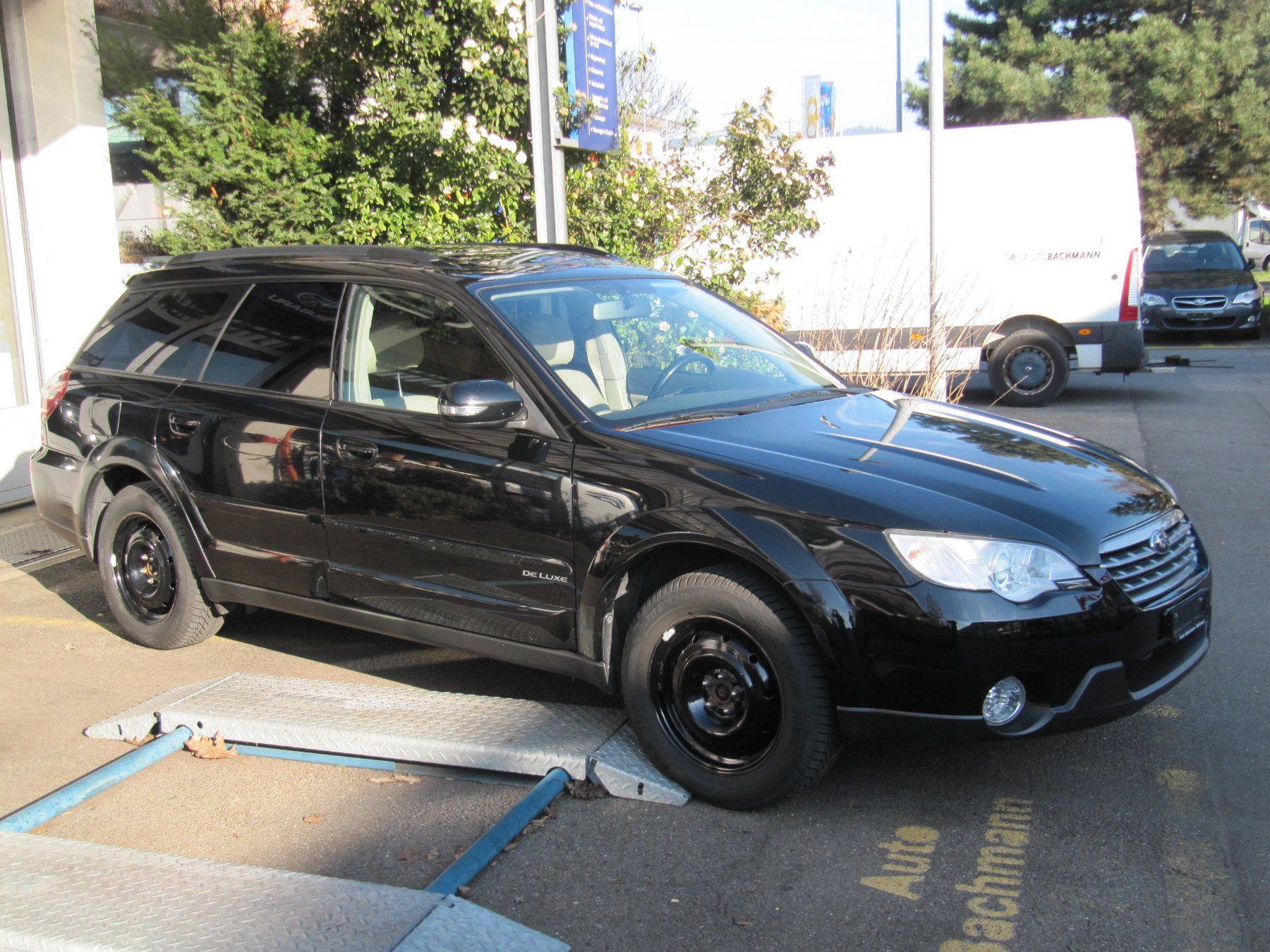 Subaru Automobili: Subaru Outback – Usato da Rotkreuz venduto da auto-bachmann 9