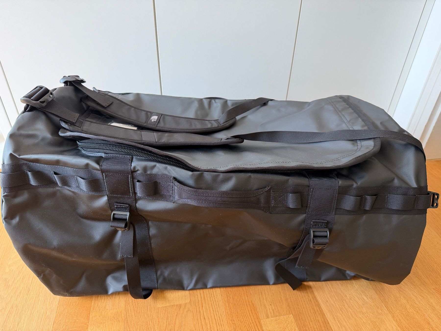 North Face Sacs: North Face Reisetasche XXL – Neuf avec emballage d'origine à Malans GR par Eitschi 1