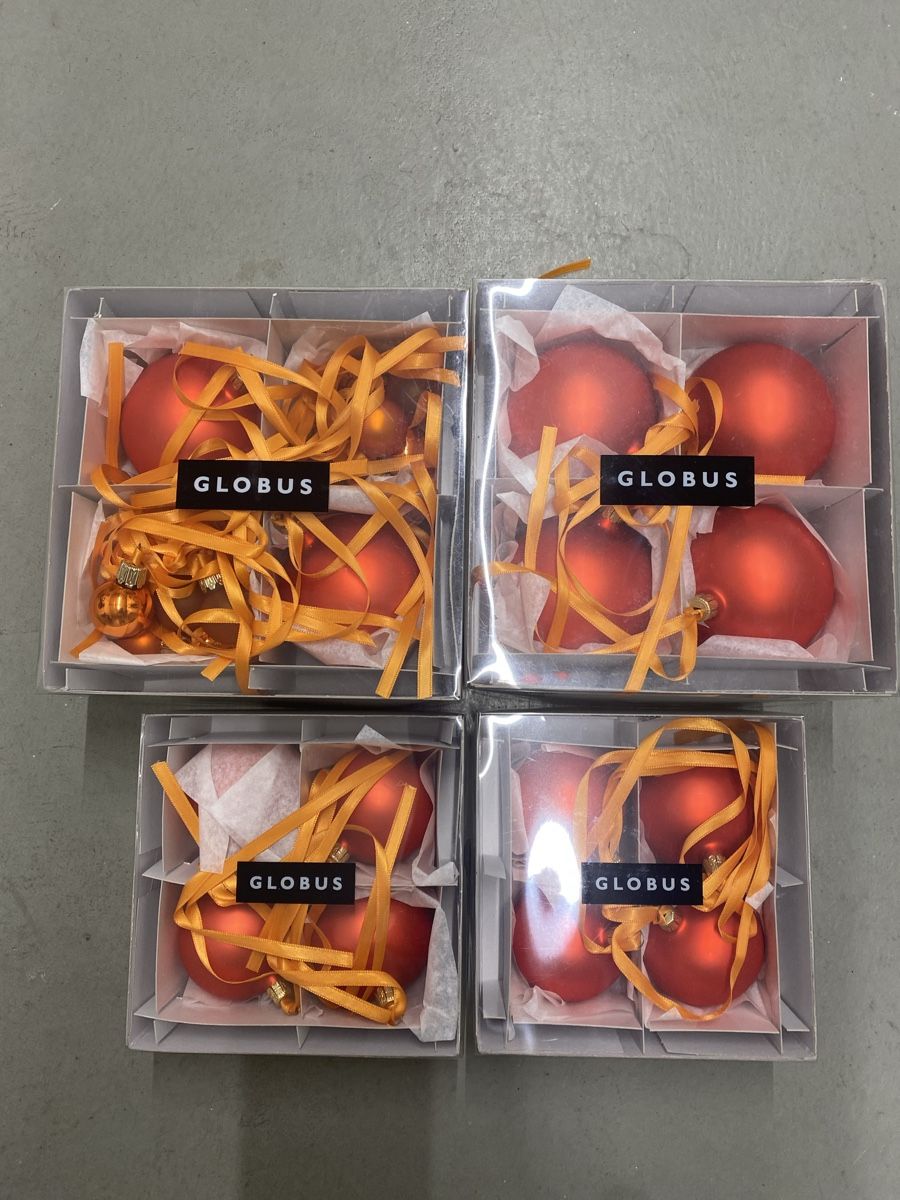 Globus Alle Dekorationen: Weihnachtskugeln Globus orange diverse Grössen  – Gebraucht aus Zollikon von Dory11