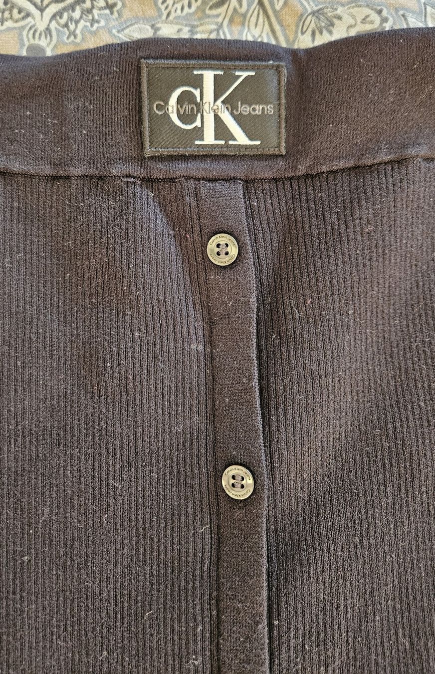 Calvin Klein Gonne: Jupe noire Calvin Klein NEUVE  – Nuovo (secondo la descrizione) da Nyon venduto da nay_y72c 1