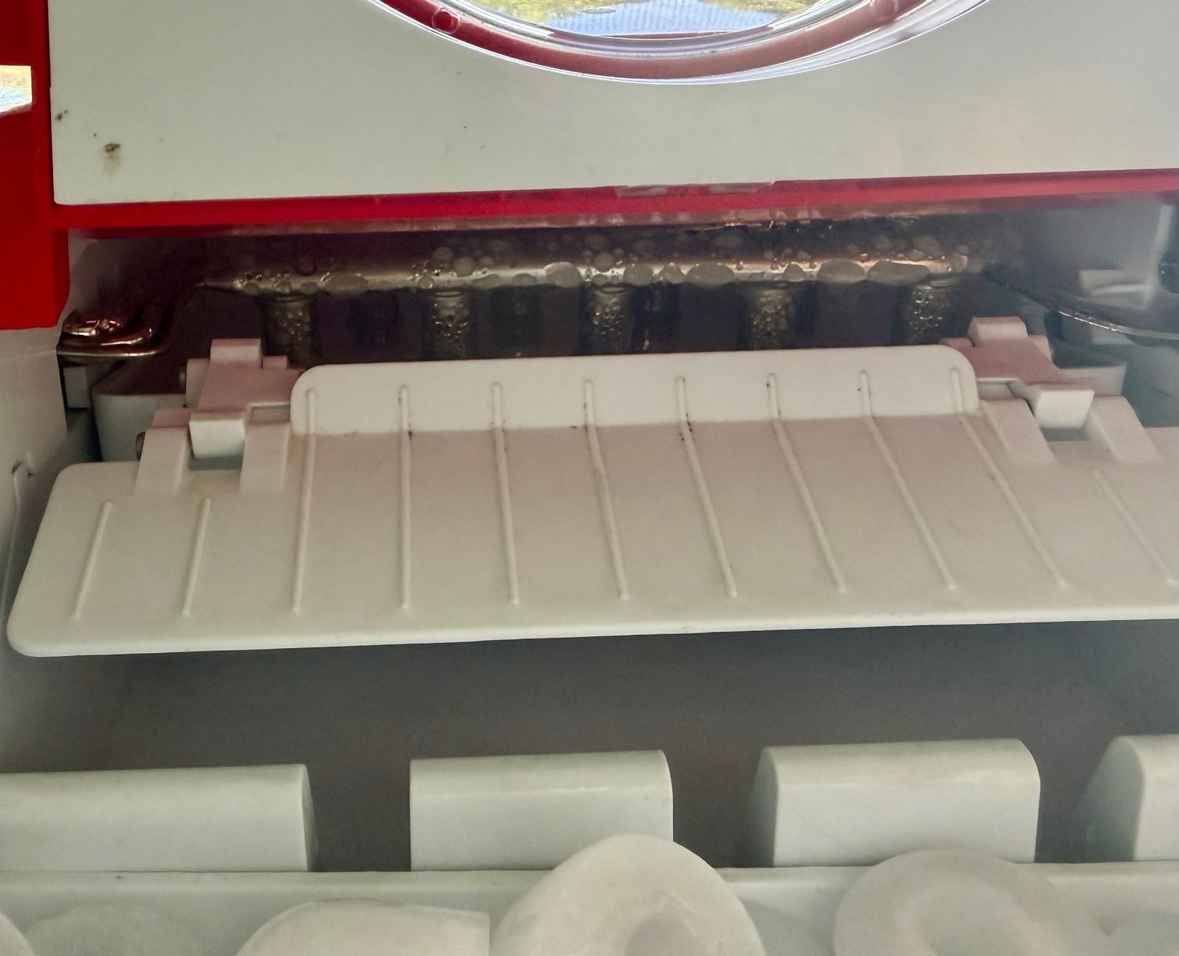 Elettrodomestici da cucina: Coca Cola Eiswürfelmaschine rot, mit Schaufel – Usato da Trimmis venduto da Bros78 7
