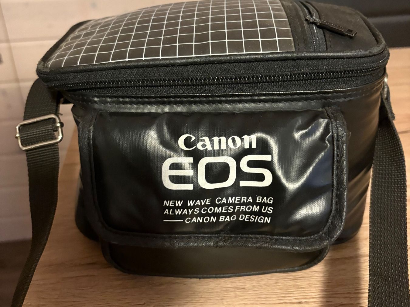 Canon Kamera: Canon EOS 1000 – Gebraucht aus Brugg AG von Kabru 1