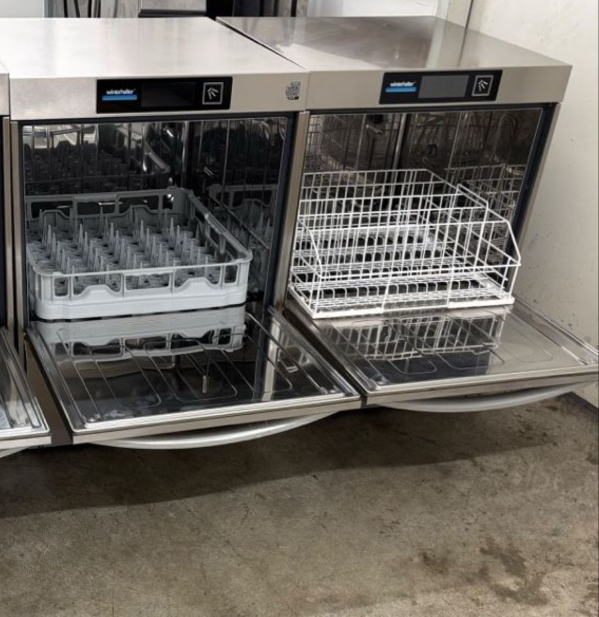 Machines à laver la vaisselle: Geschirrspülmaschinen – D'occasion à Dietikon par dia_y8y5