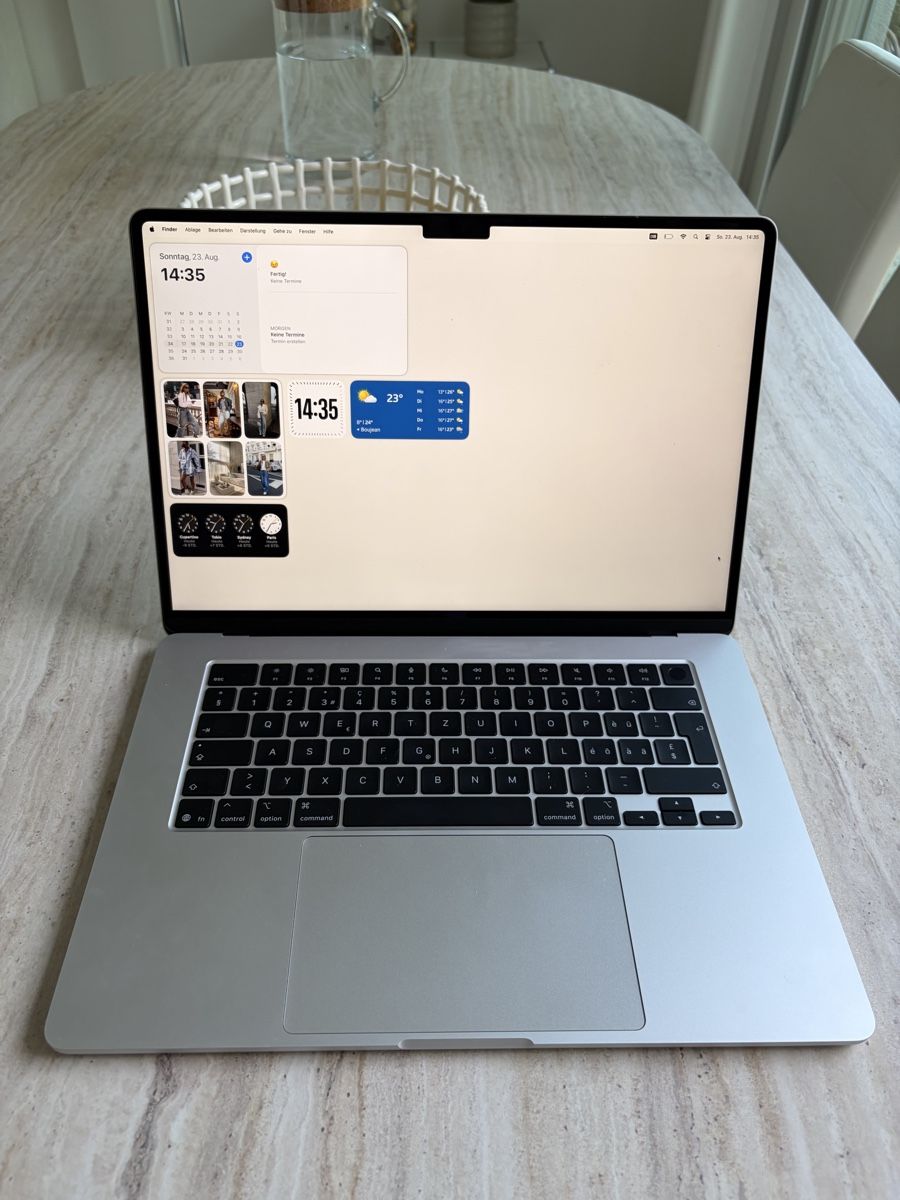 Apple Notebook: Apple MacBook Pro 15 Zoll M4 Neu – Nuovo (secondo la descrizione) da Biel/Bienne venduto da Monroe222
