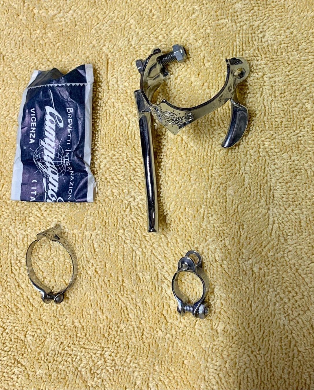 Campagnolo Pezzi di ricambio: CAMPAGNOLO BRIEDEN-SET NEU – Nuovo (secondo la descrizione) da nürensdorf venduto da Sacha1313