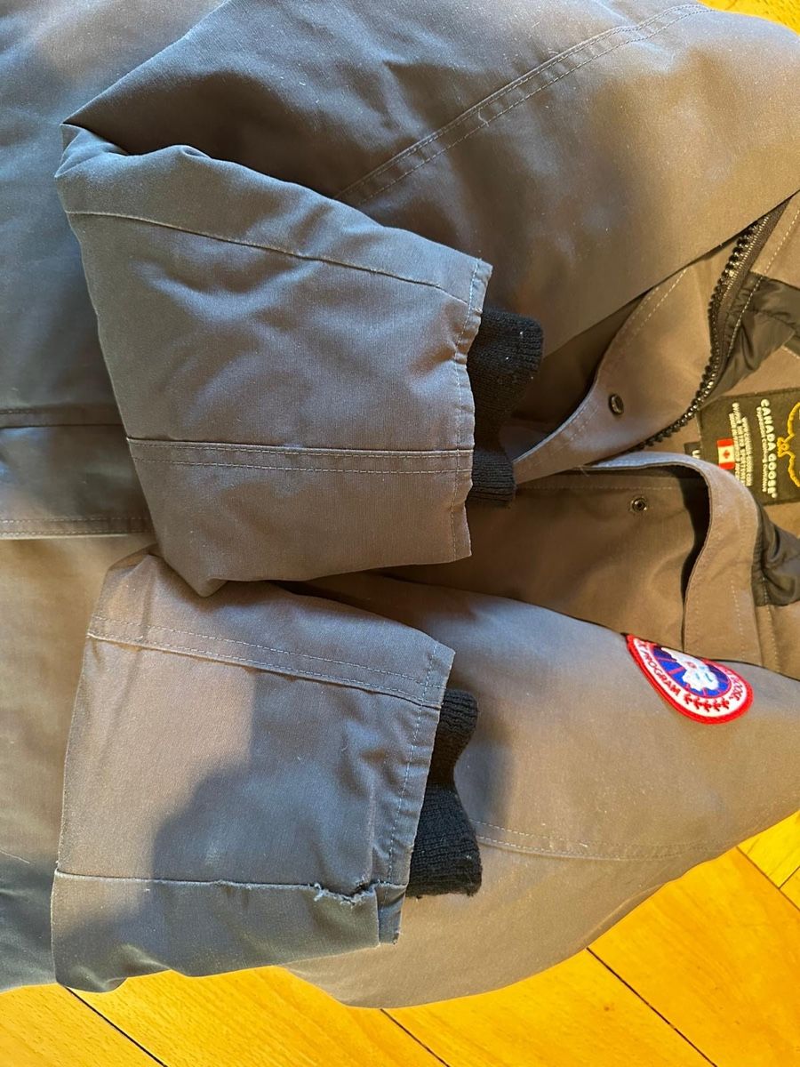 Canada Goose Giacche: Canada Goose Winter Jacke – Usato da Zürich venduto da NicolaLauraJoy 7