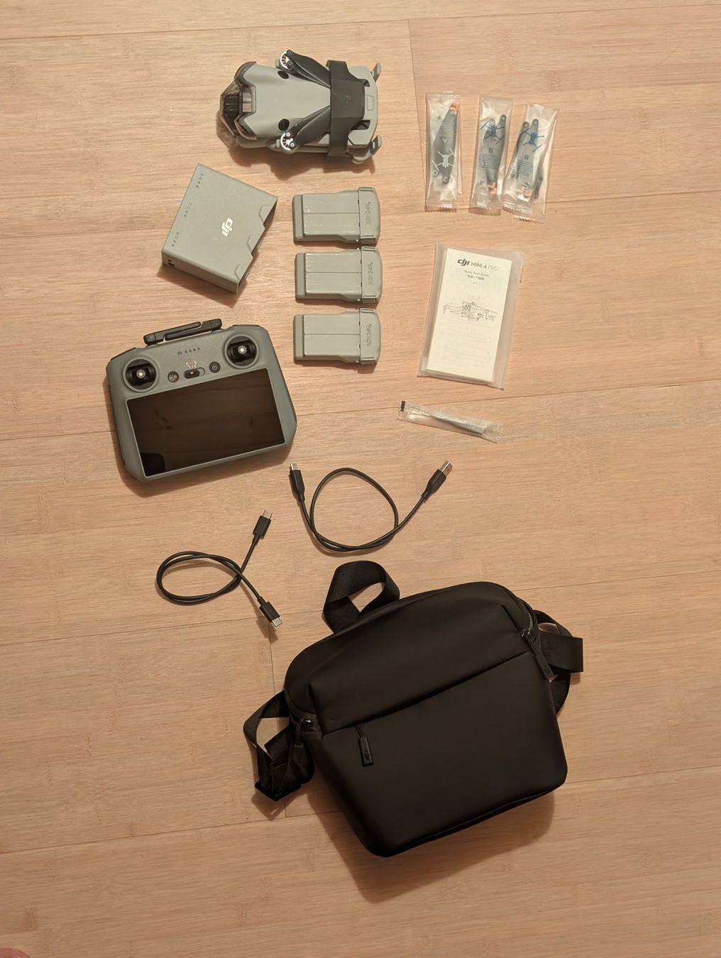 DJI RC Modellbau: DJI Mini 4 Pro Fly More Combo – Gebraucht aus Marbach LU von Fabbe