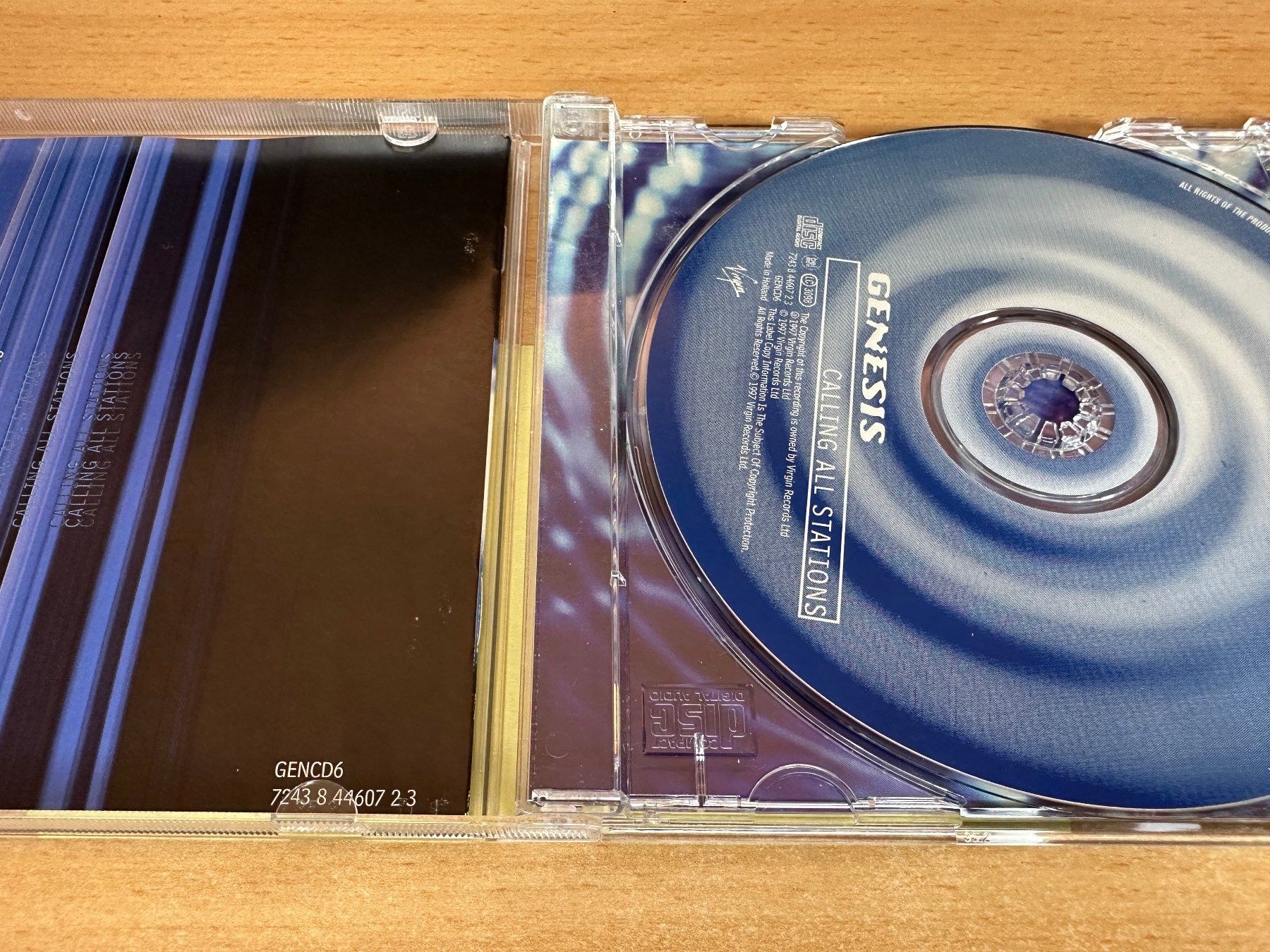 CD: Genesis – ...Calling All Stations... – Usato da Rikon im Tösstal venduto da Alpenmutz 2