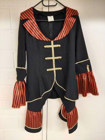 FASNACHT   KOSTÜM  PIRAT