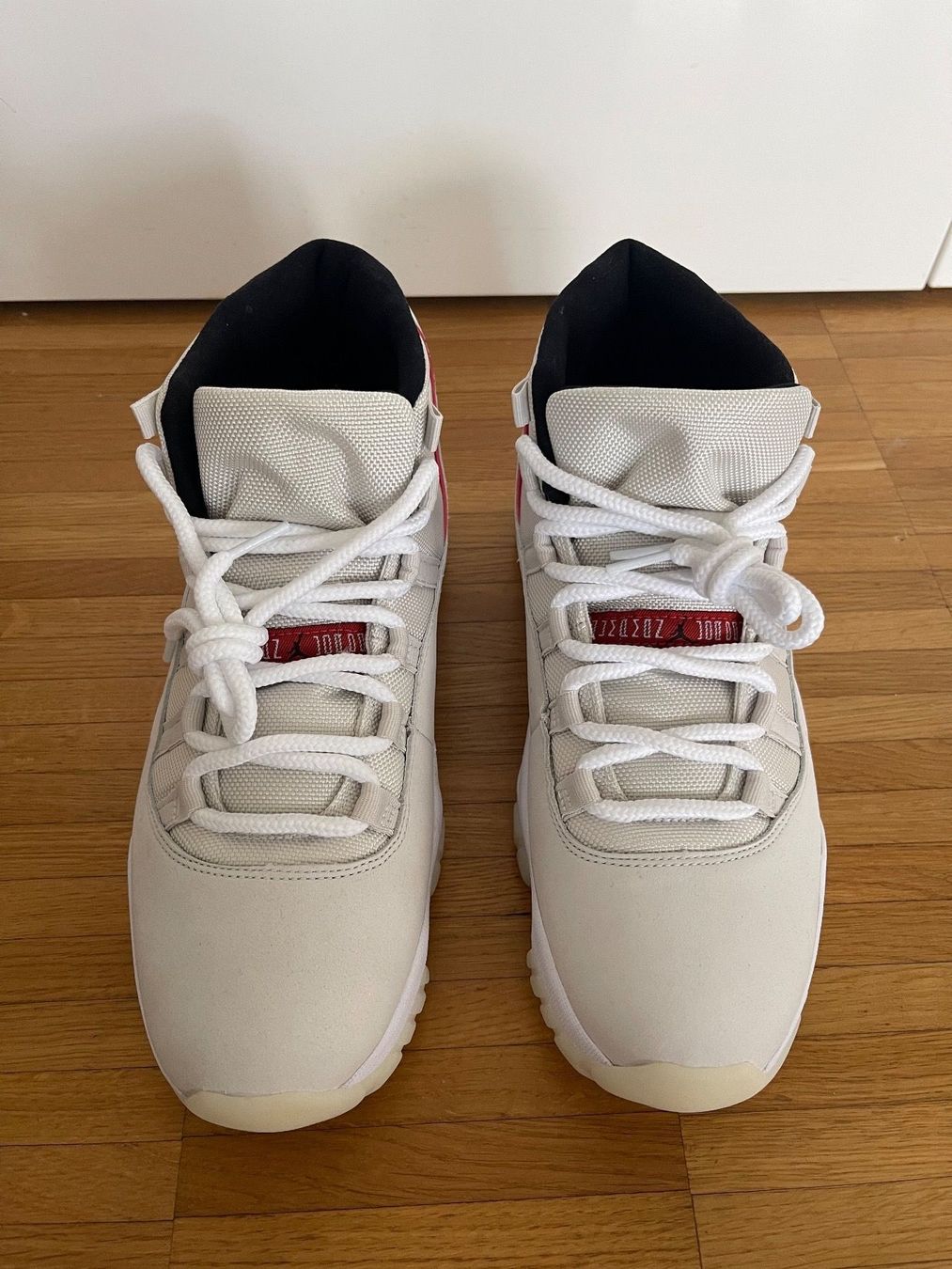 Jordan Scarpe da uomo: Air Jordan 11 Retro – Nuovo (secondo la descrizione) da Fällanden venduto da mat_pb82