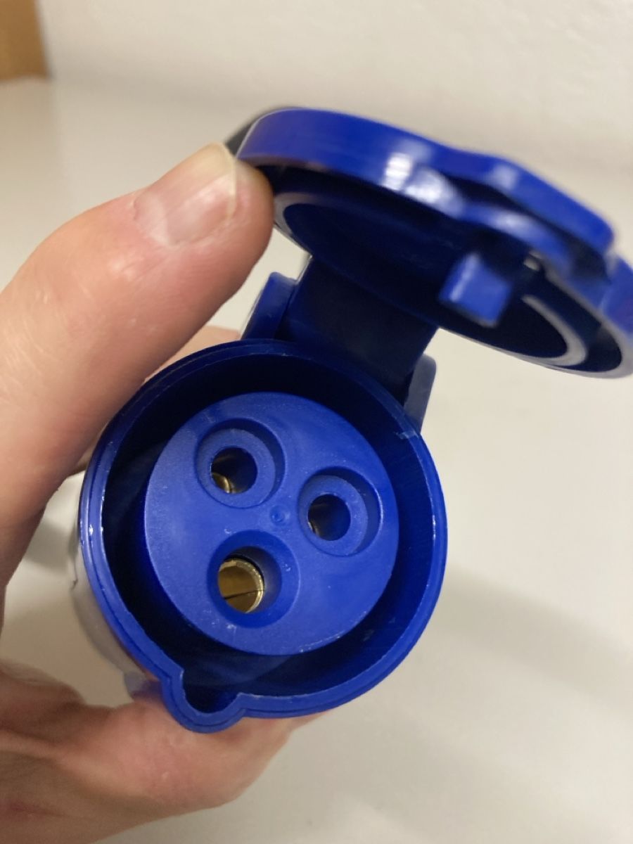 Unità & Adattatore: Camping Stecker Adapter – Usato da Zug venduto da Detom88