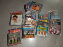 Lot de 45 CD de variété folklorique et divers groupes