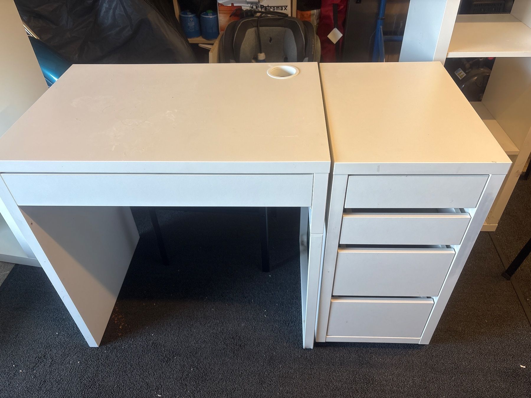 Ikea Scrivanie: Ikea Schreibtisch 2 Teile – Usato da Aarwangen venduto da kah_79t5