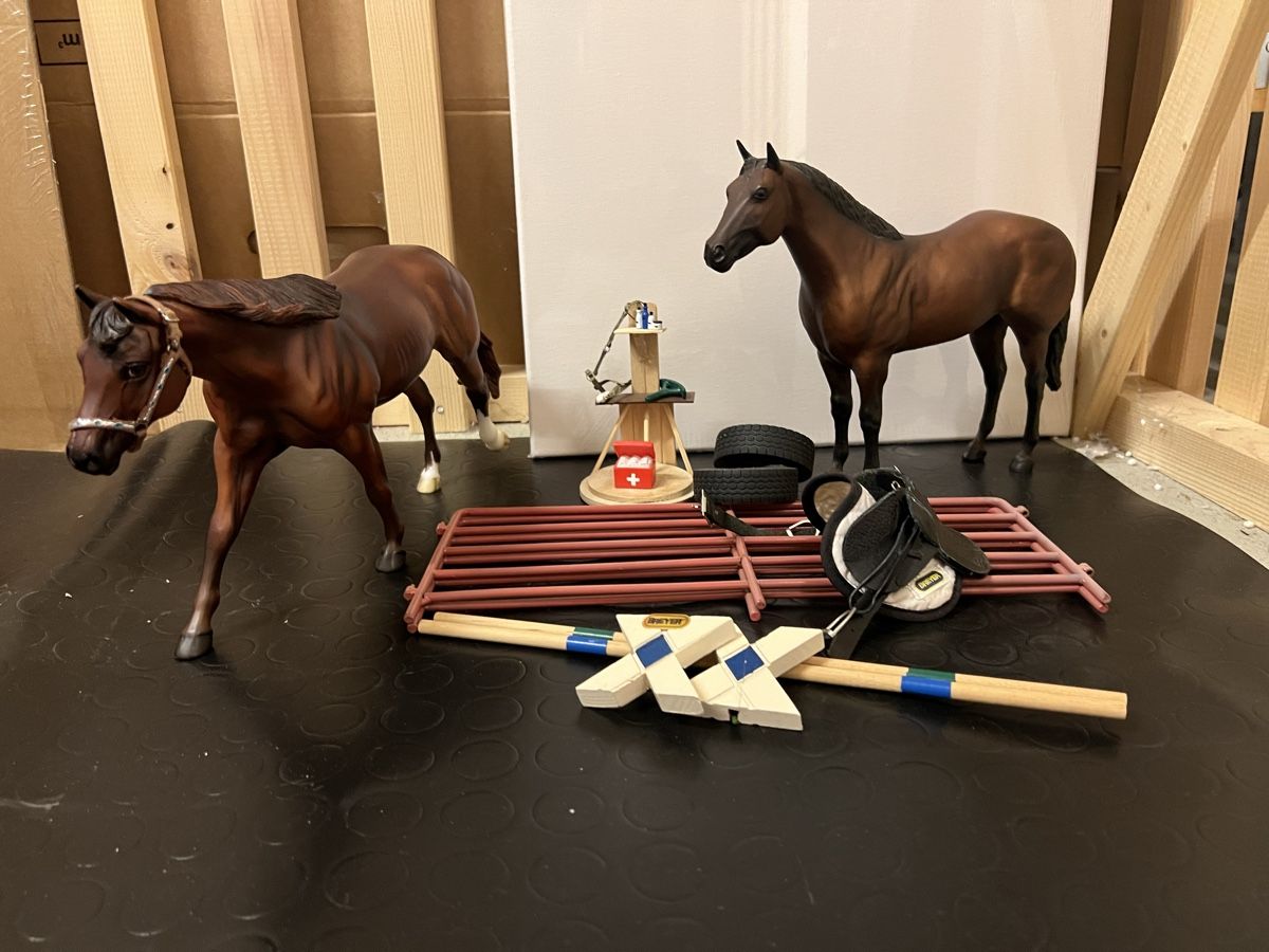 Figurines: Breyer Pferde und Zubehör – Neuf (Voir description) à Honau par StudioSunas