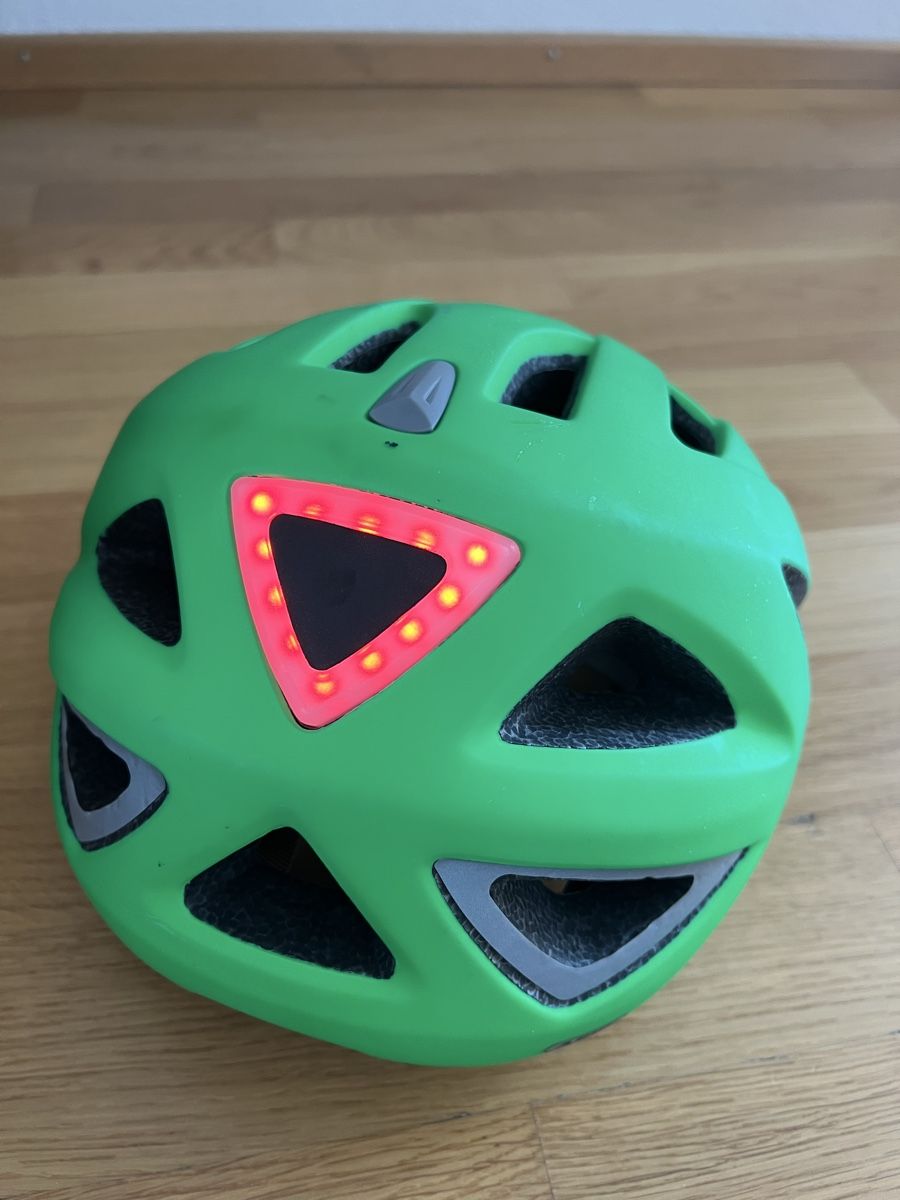 Abus Caschi: Abus ACA2 Urban Fahrradhelm – Usato da Kreuzlingen venduto da Littelmisssunshine 1