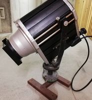 Theaterscheinwerfer von 1959 - voll funktionstüchtig!