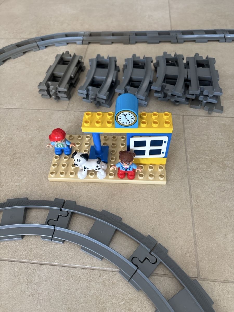Lego Kit di costruzioni: Train Lego Duplo avec rails – Usato da Lausanne venduto da pabernard 2