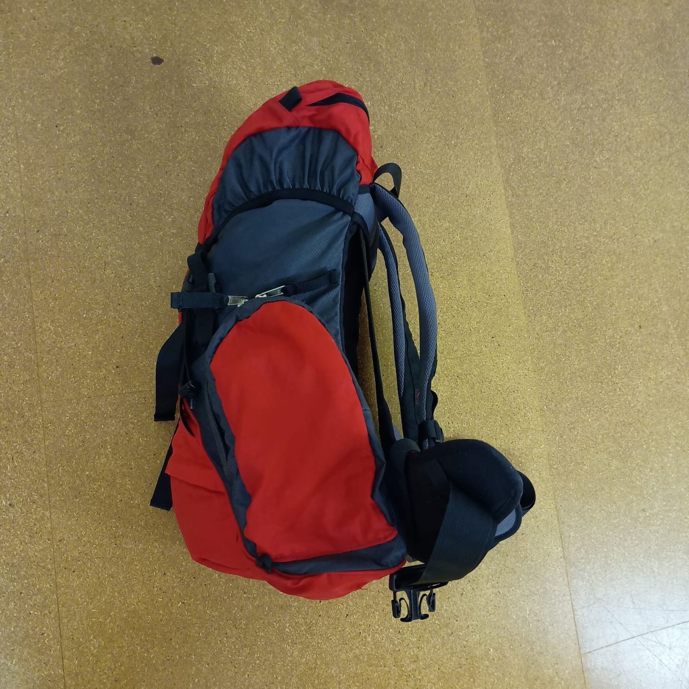 Mammut Zaini: Mammut Rucksack Simplon II RC rot – Usato da Effretikon venduto da Ricardo0830 7