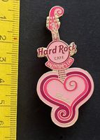 Gitarre Hardrockcafe Berlin Valentines Day / Pin neuwertig