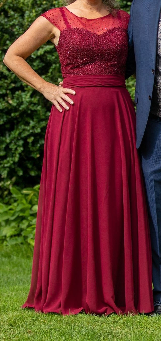Vestiti: Abendkleid – Usato da Winterthur venduto da nic_h8ny