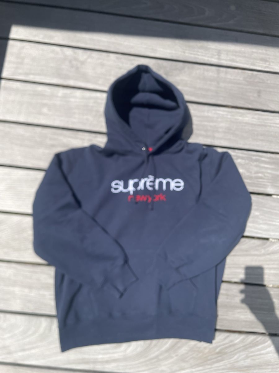 Pulls & Sweat-shirts: Supreme hoodie – Neuf avec emballage d'origine à Küsnacht ZH par vonB_2025
