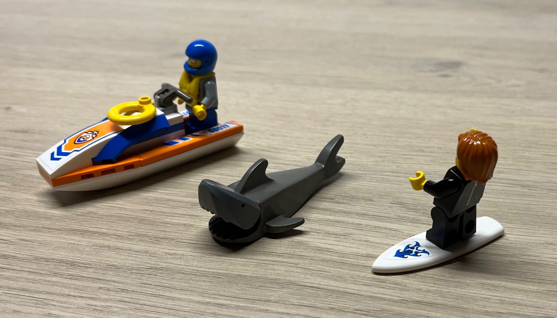 Lego Kit di costruzioni: Légo 60011 "Surfer Rescue" complet+manuel de 2013 – Usato da Courgenay venduto da Kolfree 1