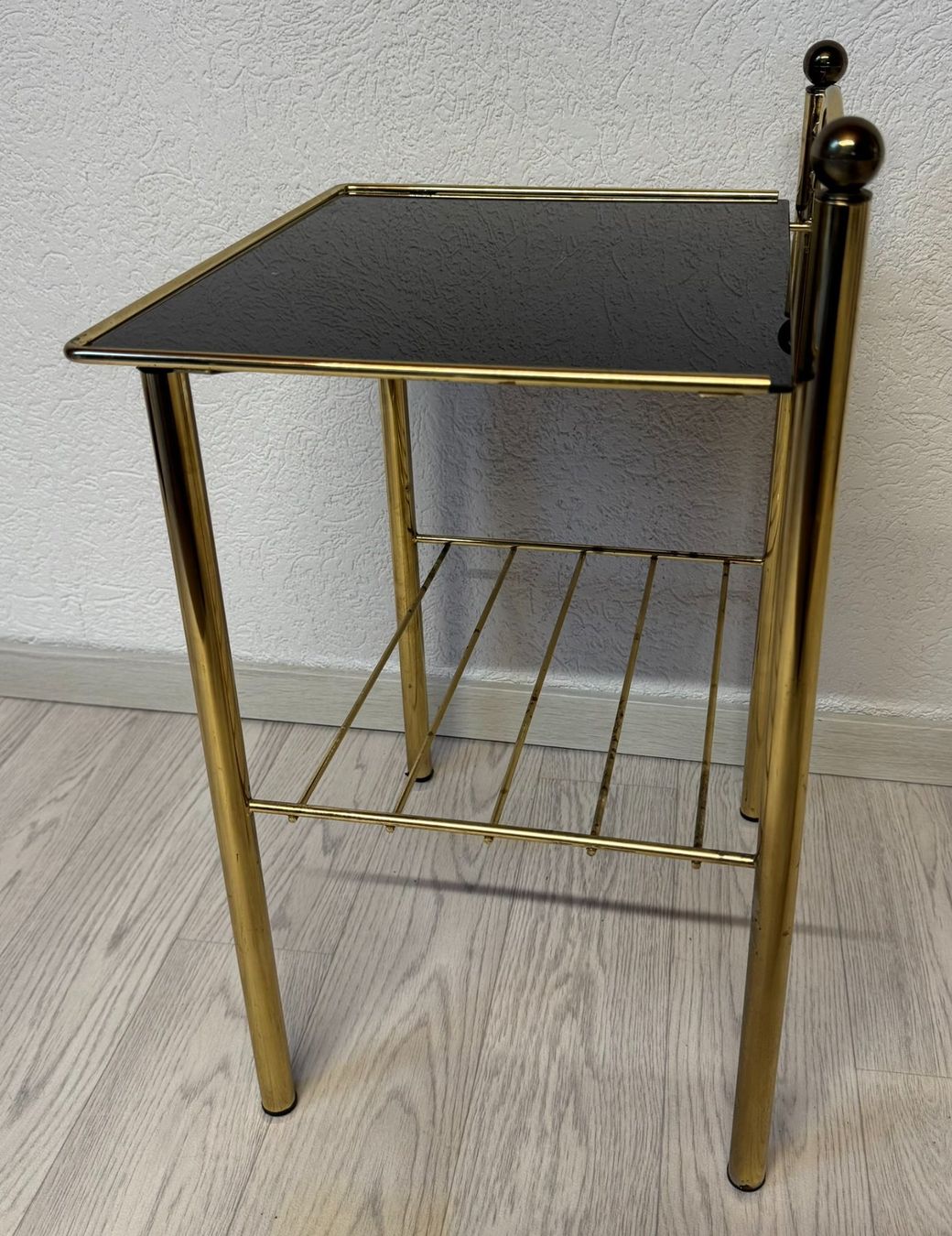 Comodini: Table de chevet années 70 – Usato da Tramelan venduto da lolopat 3