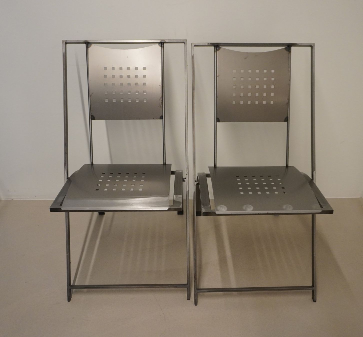 Stühle: Designerstühle 2 Stück Metall S076 – Gebraucht aus Basel von B.W.B. 2