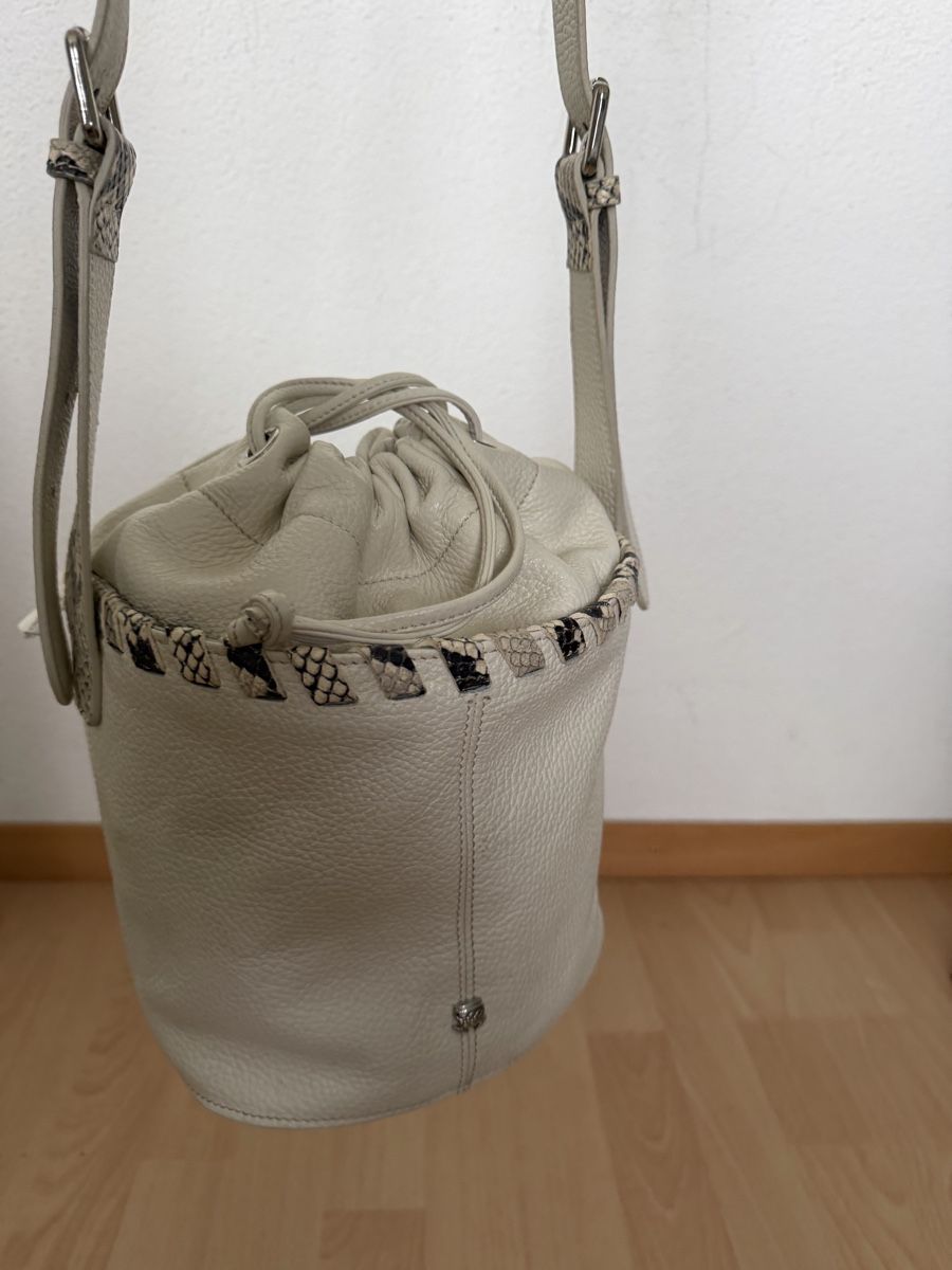 Navyboot Sacs femmes: Navyboot - Beuteltasche 100% Leder  – D'occasion à luzern par 1Merita 1