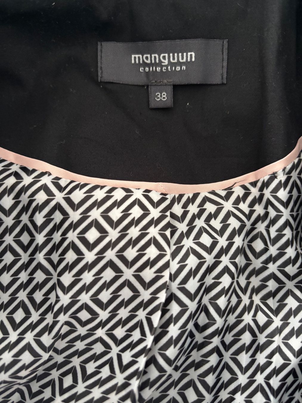 Jacken: Blazer Manguun – Gebraucht aus Fortunau (Ayent) von CicciStore 1