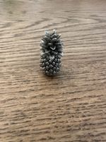 Kleine Ananas aus Zinn