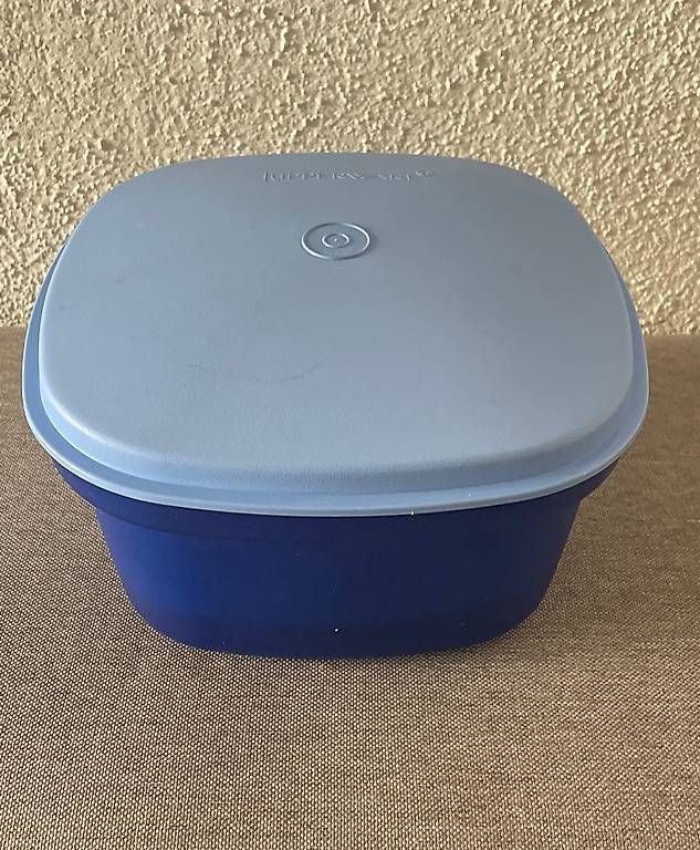 Contenitori & Simili: Tupperware Multi Server mit Siebeinsatz  – Nuovo e nell'imballaggio originale da Künten venduto da Gubapri