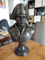 Bronzebüste von Napoleon...1.7 kg...24 cm...von A. Canova -