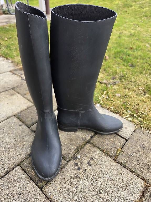 Herrenschuhe: Reitstiefel schwarz Grösse 35 – Gebraucht aus Dinhard von Xspark