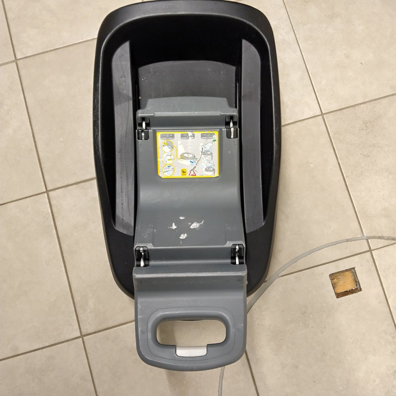 Maxi-Cosi Seggiolini per auto: Basisstation für MaxiCosi – Usato da Rorschacherberg venduto da Voegeli92 1