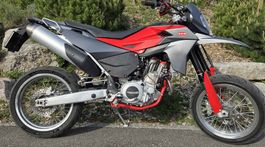 Moto SWM SM 650 R état neuf