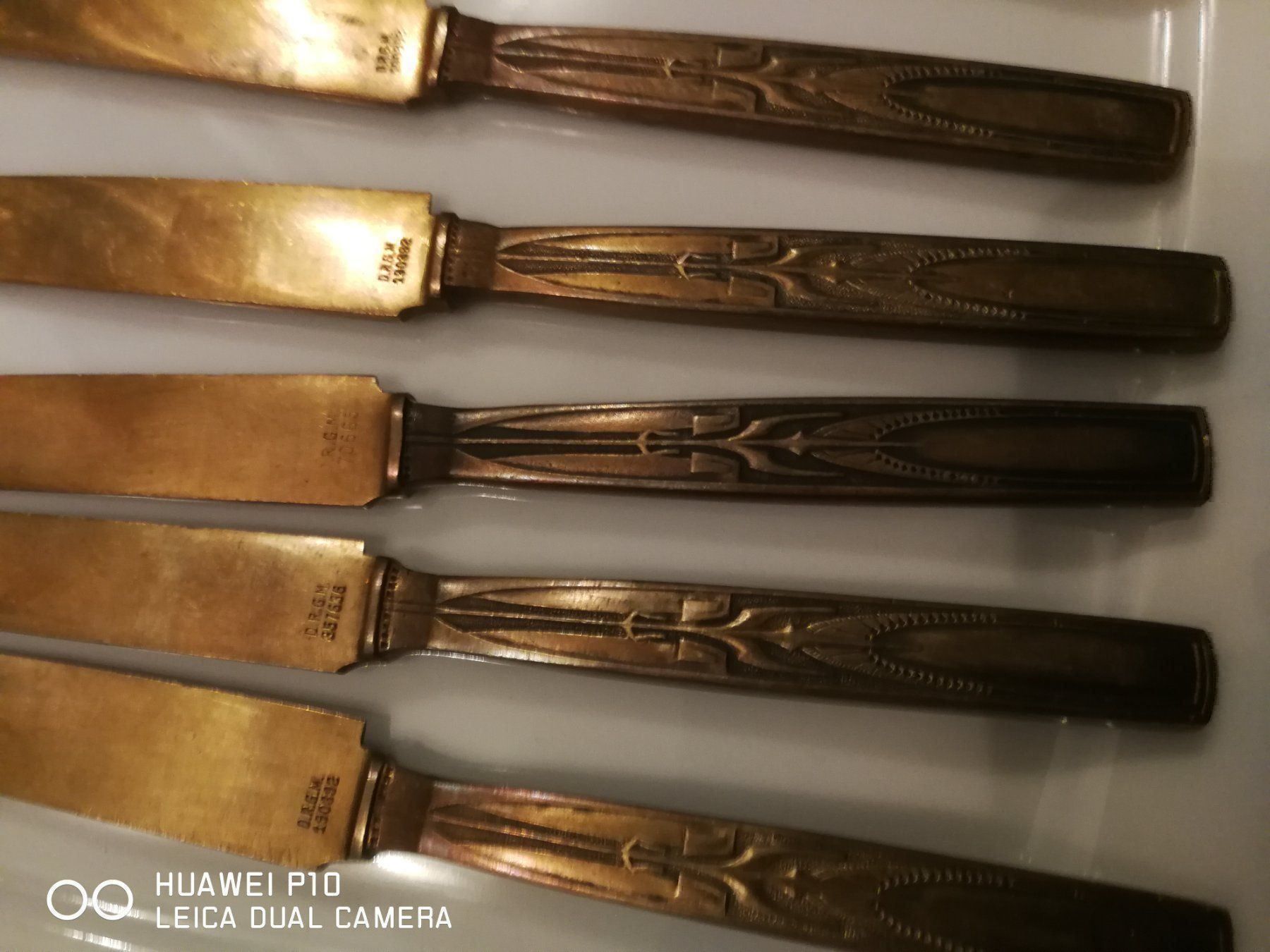 Coltelli da cucina: Bronce Brotaufschtrich Messer Jugendstil – Usato da Basel venduto da Ga12345 2