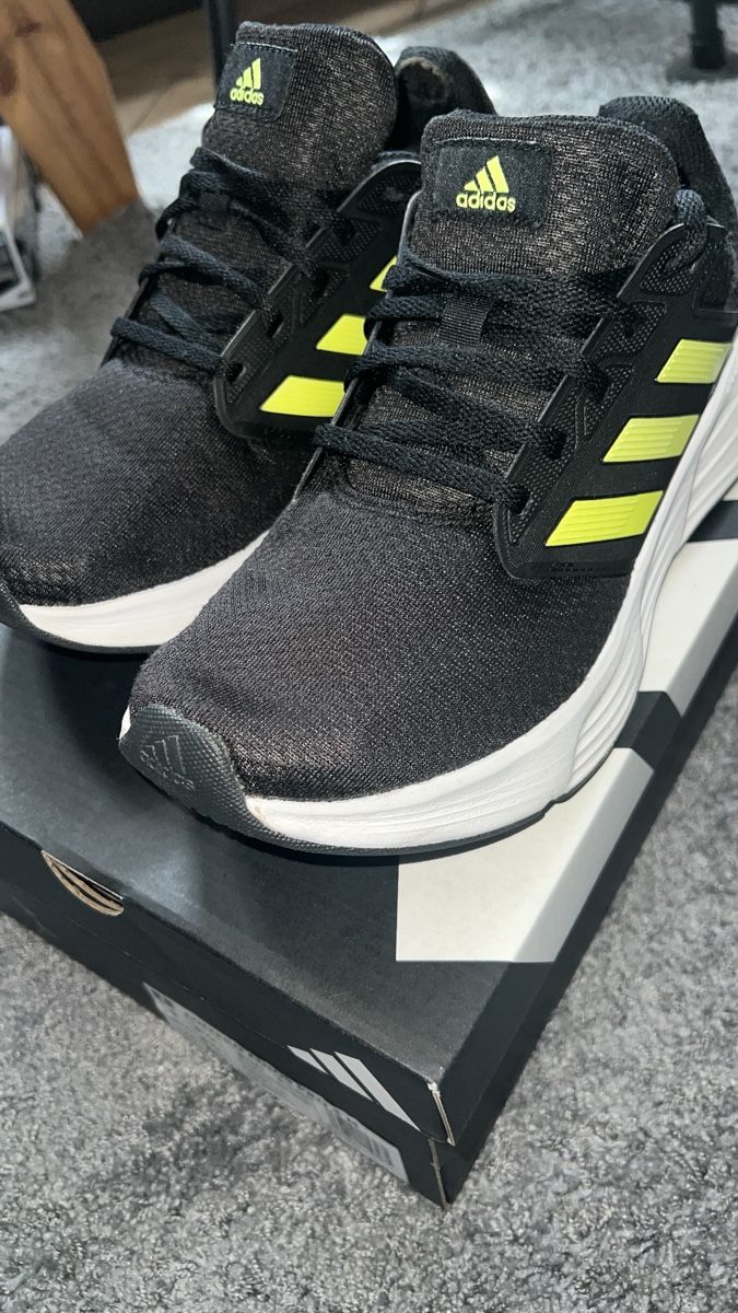 Adidas Scarpe da uomo: ADIDAS 42 2/3 AB FR. 1.- – Usato da Zürich venduto da sepp69