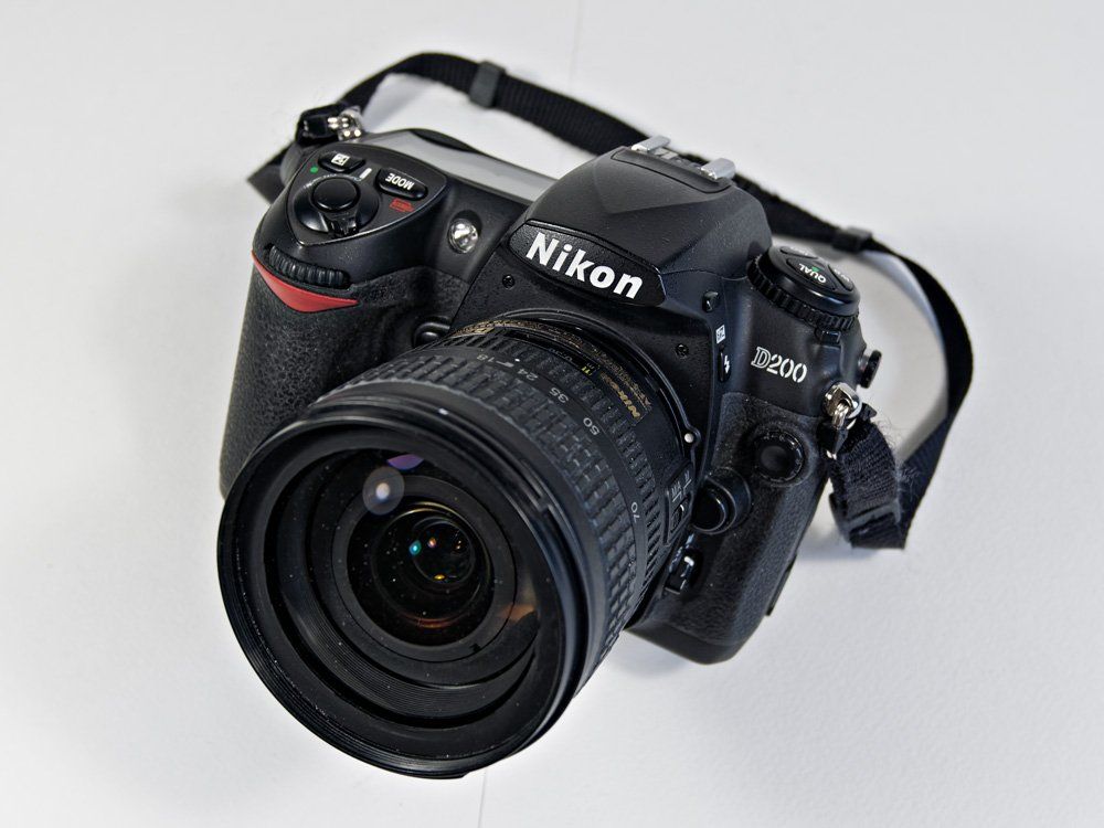 Nikon Kamera: Nikon D200 avec accessoires – Gebraucht aus Delémont von MaxPlan 1