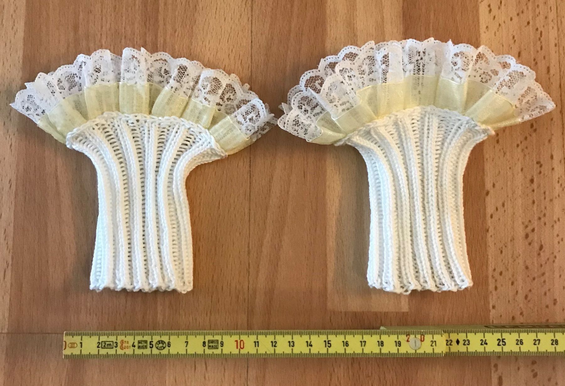 Guanti & manicotti: Pulswärmer Amediesli – Nuovo e nell'imballaggio originale da Ennetmoos venduto da Tabakfrei 1