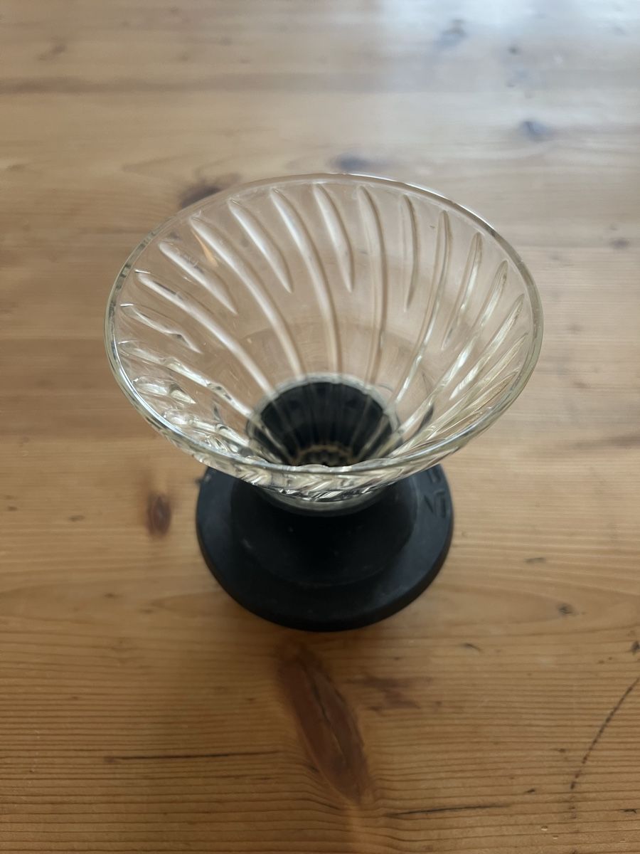Hario Kaffeemaschinen & Espressomaschinen: Hario V60 Drip – Gebraucht aus Zürich von sve_2020