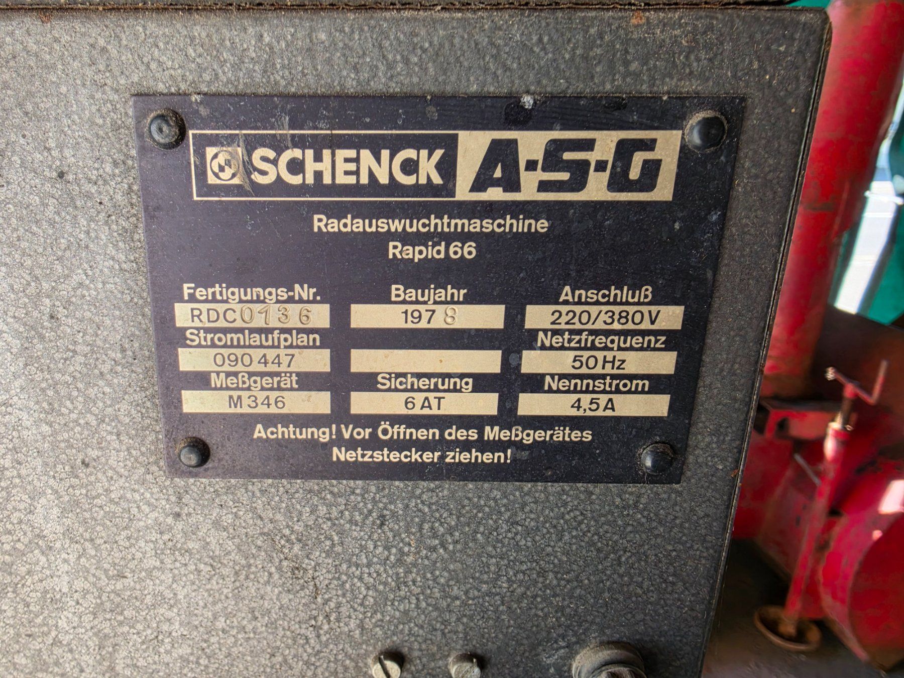 Alle Maschinen: Radauswuchtmaschiene – Gebraucht aus Lütschental von mab_hll9 1