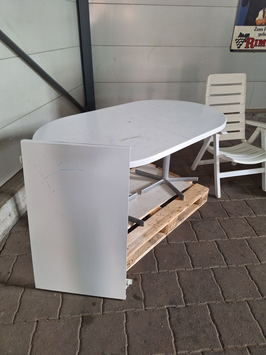 Set di tavolo e panche: Gartentisch und Stühle – Usato da Altnau venduto da JOGAjoga 2