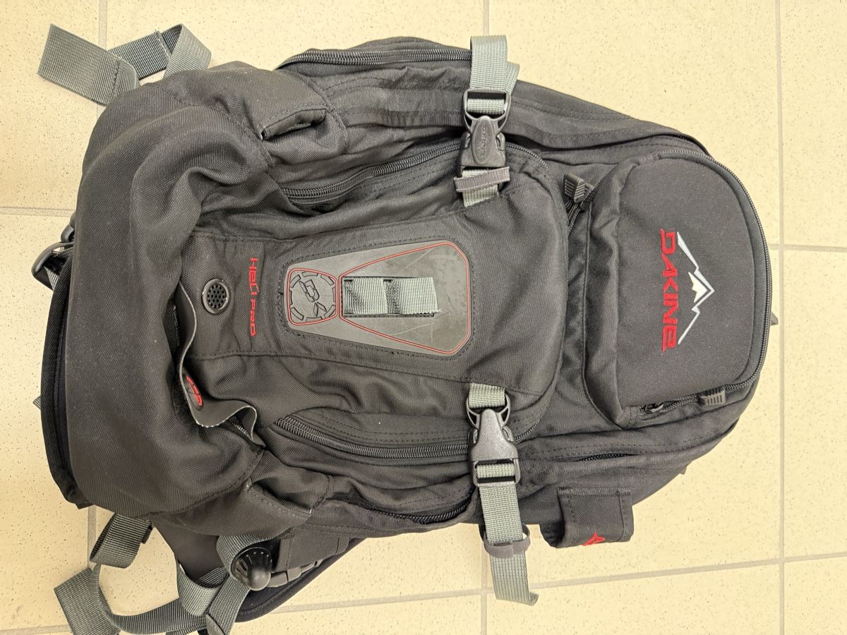 Dakine Rucksäcke: Dakine Backpack Heli PRO black – Gebraucht aus Coldrerio von Crivelli