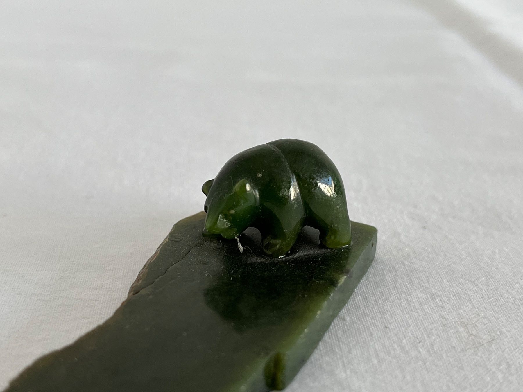 Statuette: Bär aus grünem Stein – Usato da Wetzikon ZH venduto da seli03